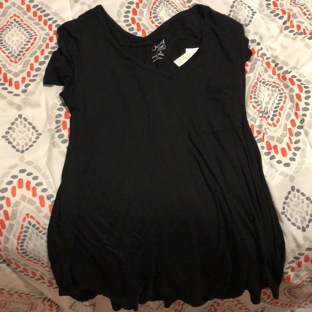 Black T-shirt